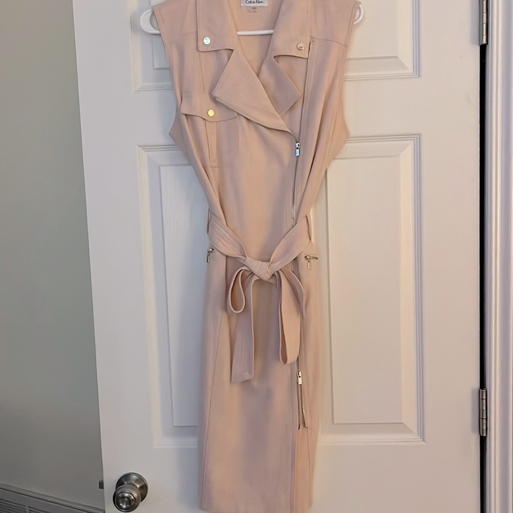 Sleeveless Calvin Klein Dress